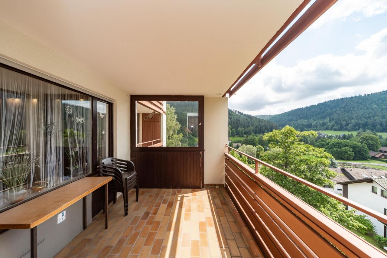 Apartamento Wohlfühloase im Schwarzwald mit Panoramablick Enzklösterle Exterior foto